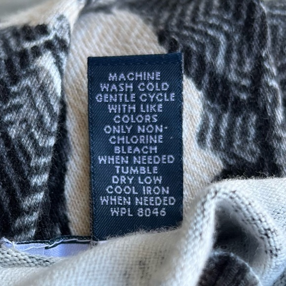 •Karen Scott• Floral/Herringbone Pattern Cardigan Sweater - Size 3X - Picture 7 of 8